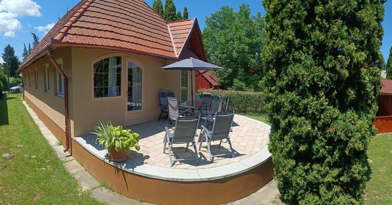 Vica Apartman Balatonbereny Exterior photo