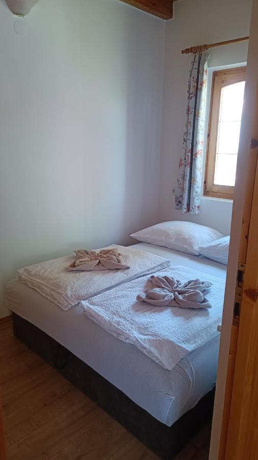 Vica Apartman Balatonbereny Exterior photo