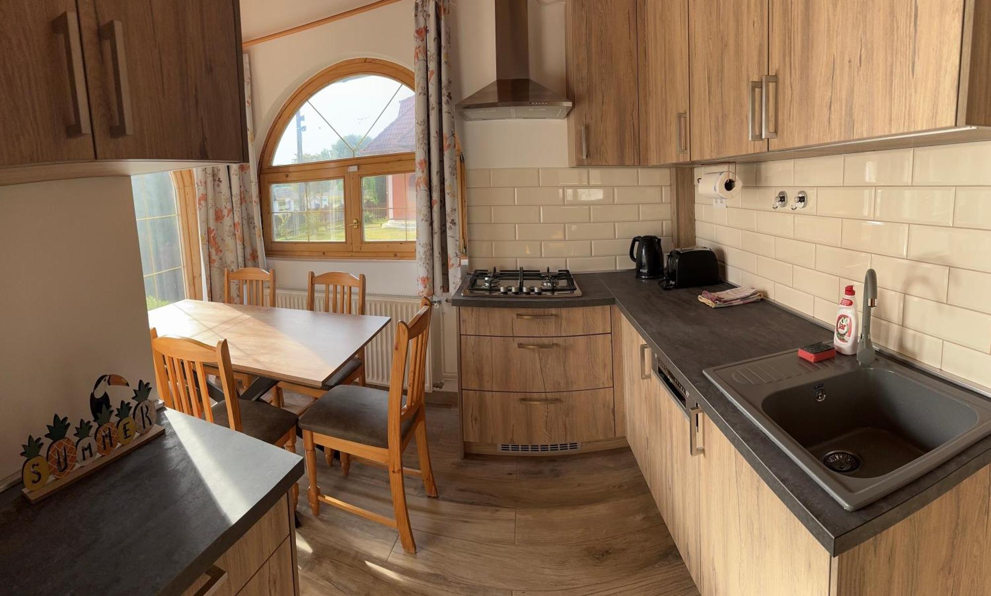 Vica Apartman Balatonbereny Exterior photo